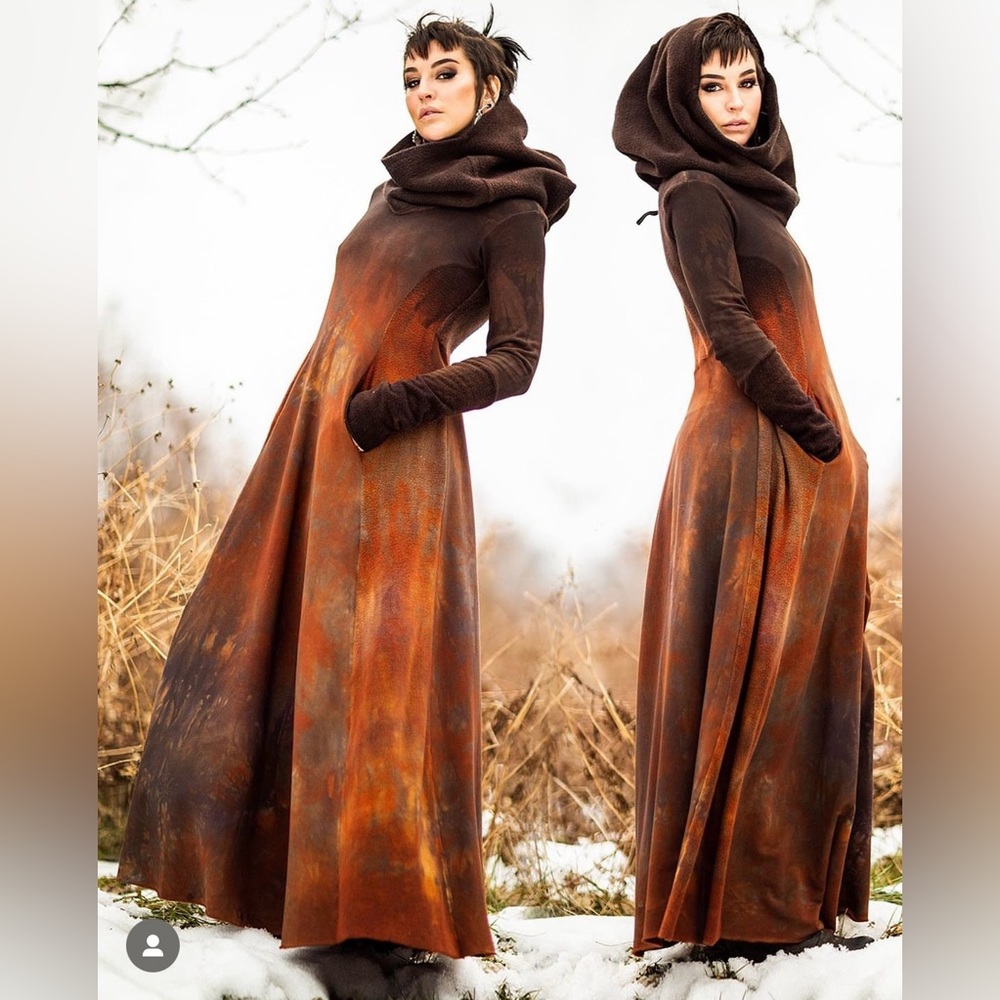 Crossfox Niles heavy winter dress size medium.